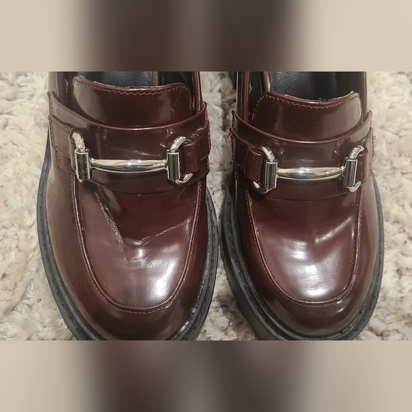 wine colored shoes - Picture 4 of 6